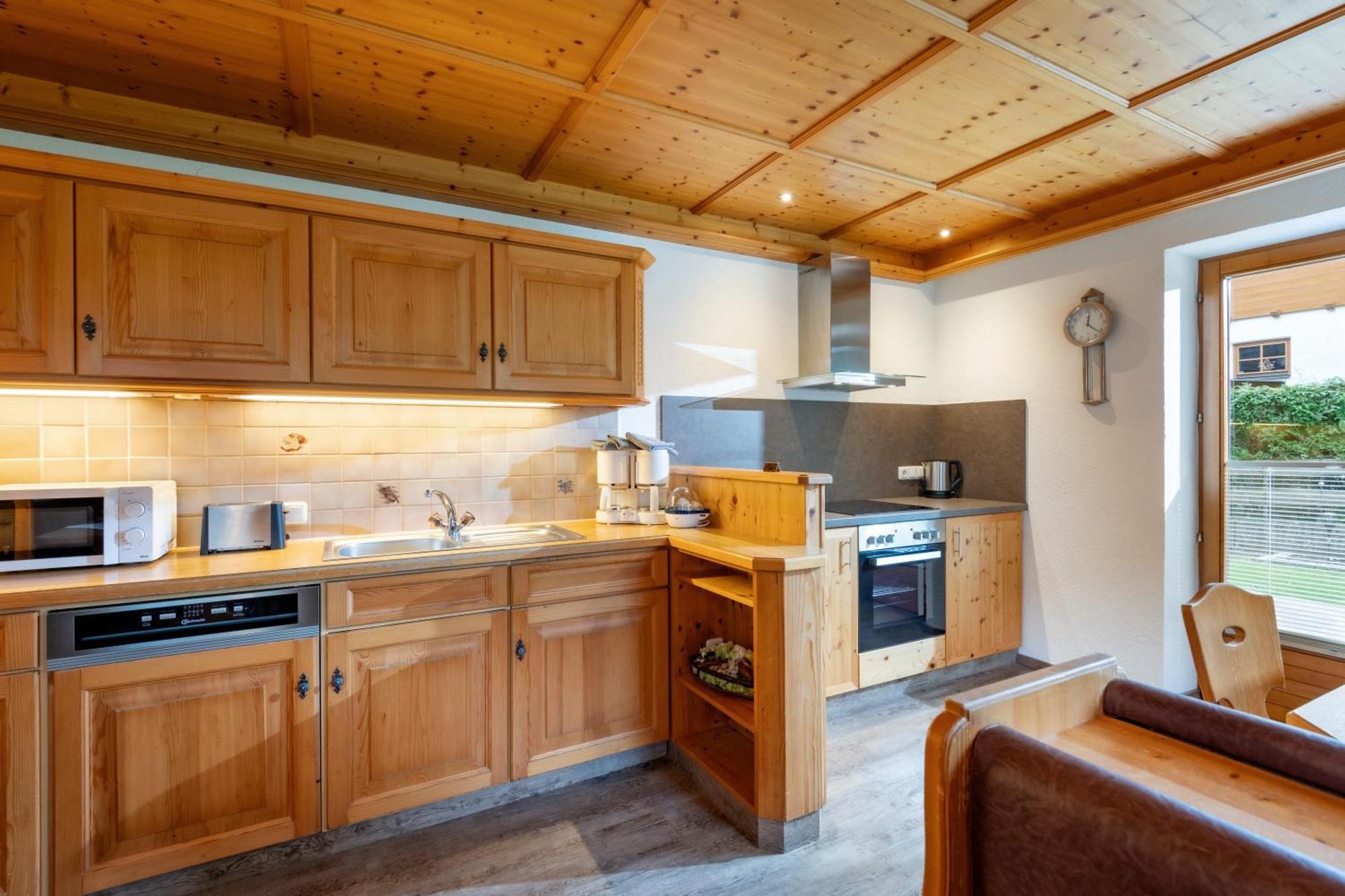 Haus Schroll Apartment Ried im Zillertal Luaran gambar